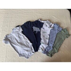 Baby Boy Lot of 6 One-Piece Cotton Bodysuits 9 Months Carter’s.